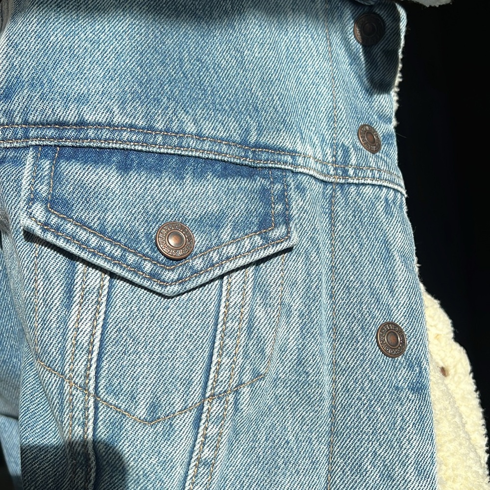 NWT LEVI’S ORIGINAL SHERPA TRUCKER JACKET - Picture 5 of 6